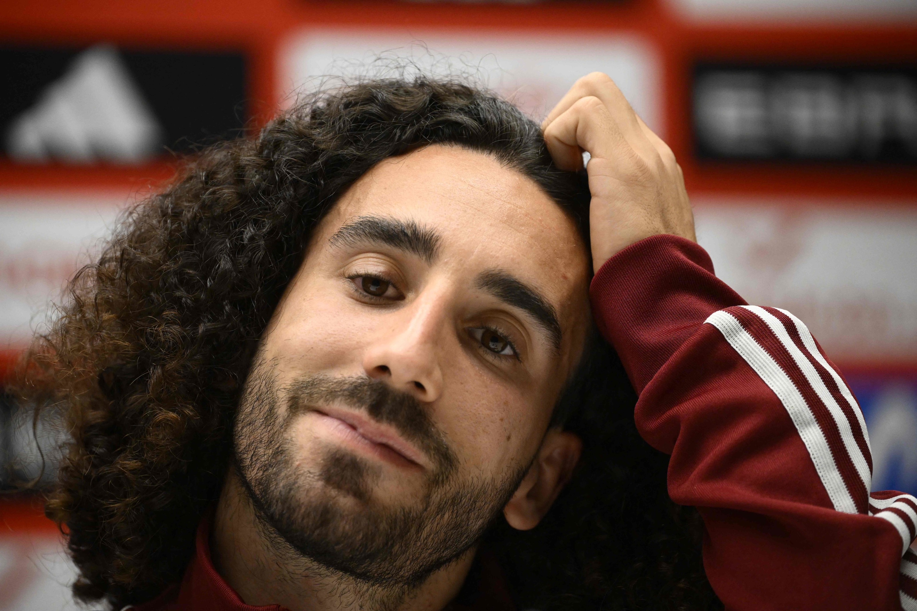 Cucurella: "Si pudiera votar para el Balón de Oro, me votaría a mí mismo"