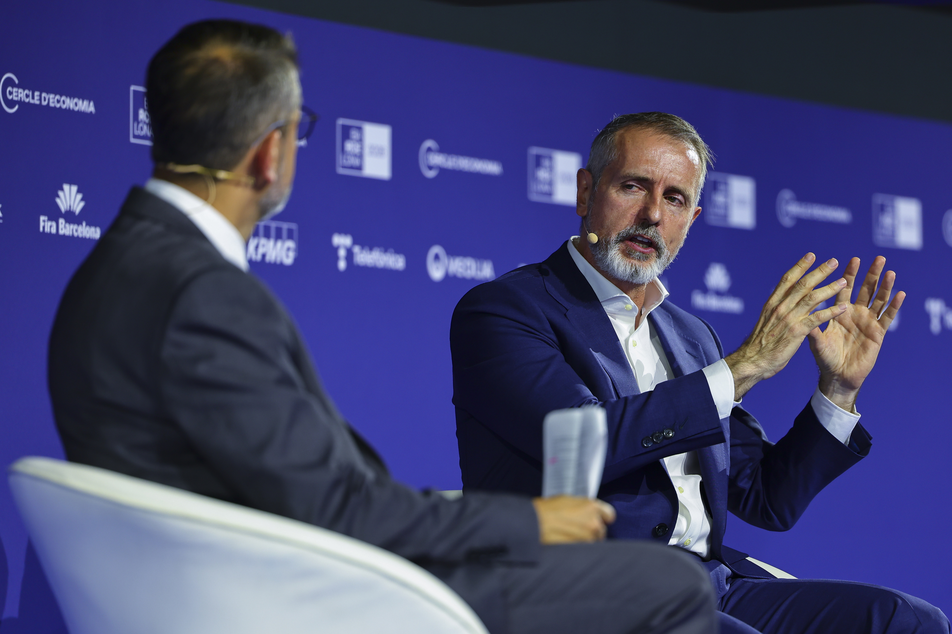 Reino Unido defiende el casi monopolio de BT en la fibra y amenaza con frustrar los planes de Telefónica y el resto de operadores