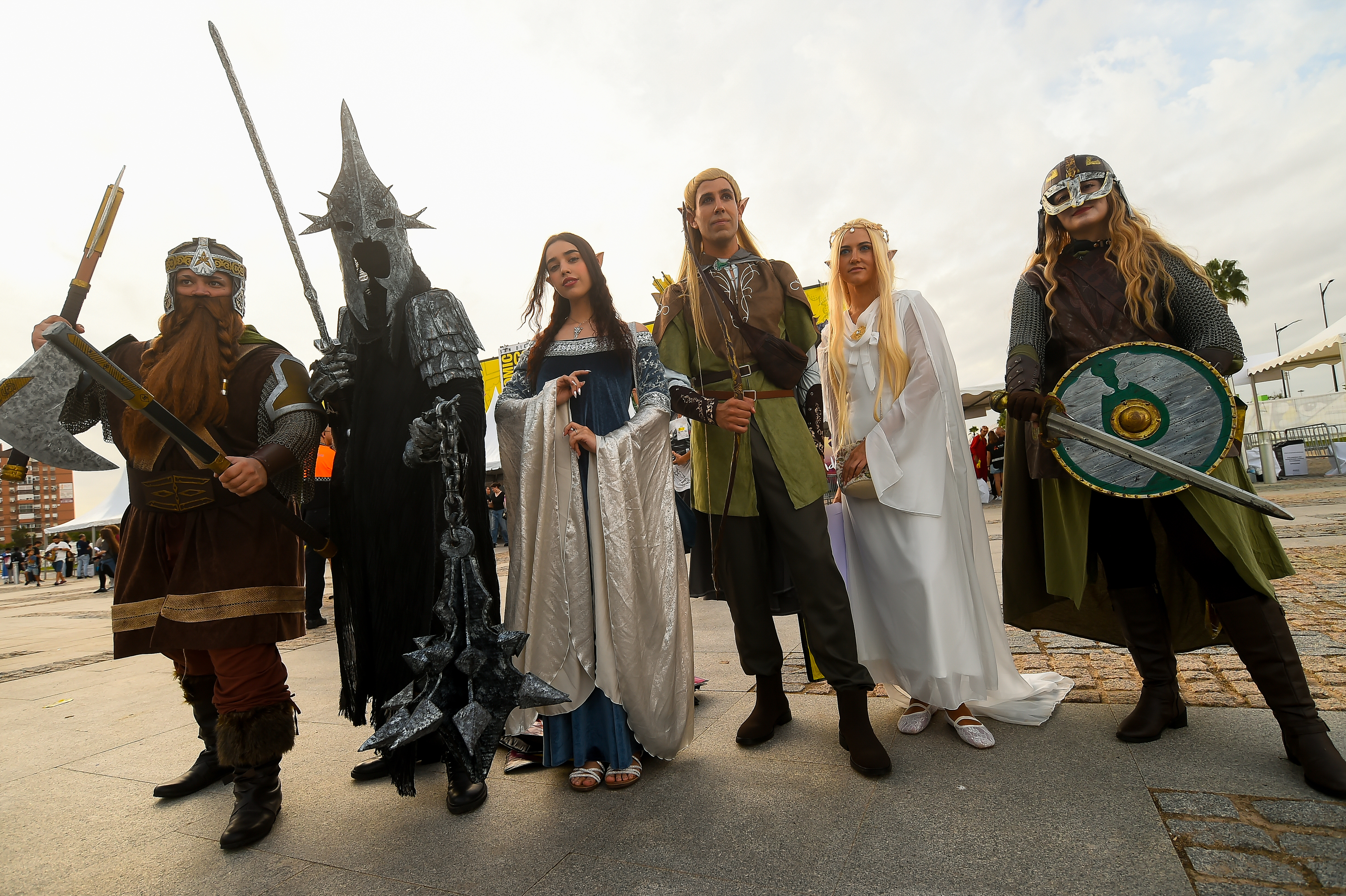 Siete horas de cola por Marvel, 250 euros por una foto y un autógrafo de Frodo y MacGyver contra Trump en la Comic-Con de Málaga: "Es un pedazo de mierda"