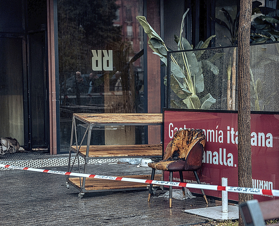Procesan por homicidio a seis investigados por el incendio de un restaurante de Madrid en el que murieron tres personas