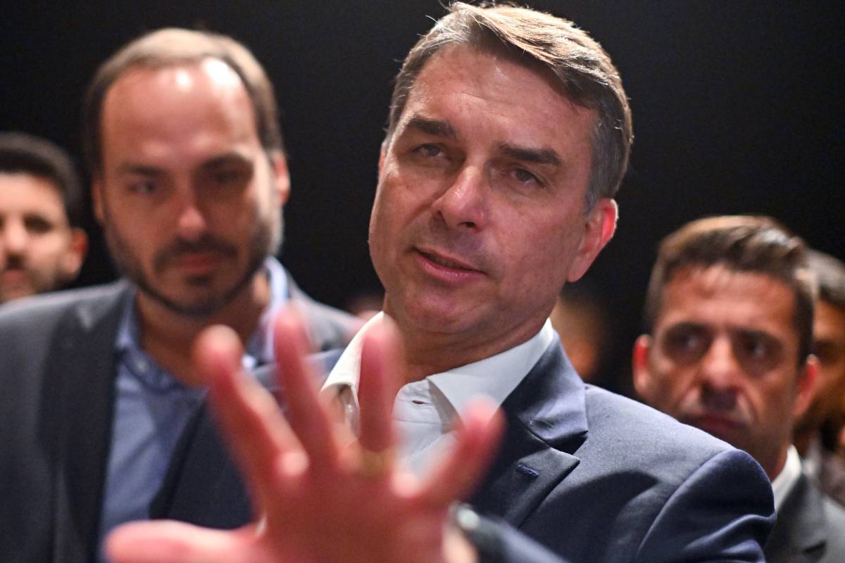Bolsonaro lidera la primera encuesta previa a la segunda vuelta Presidencial de Brasil