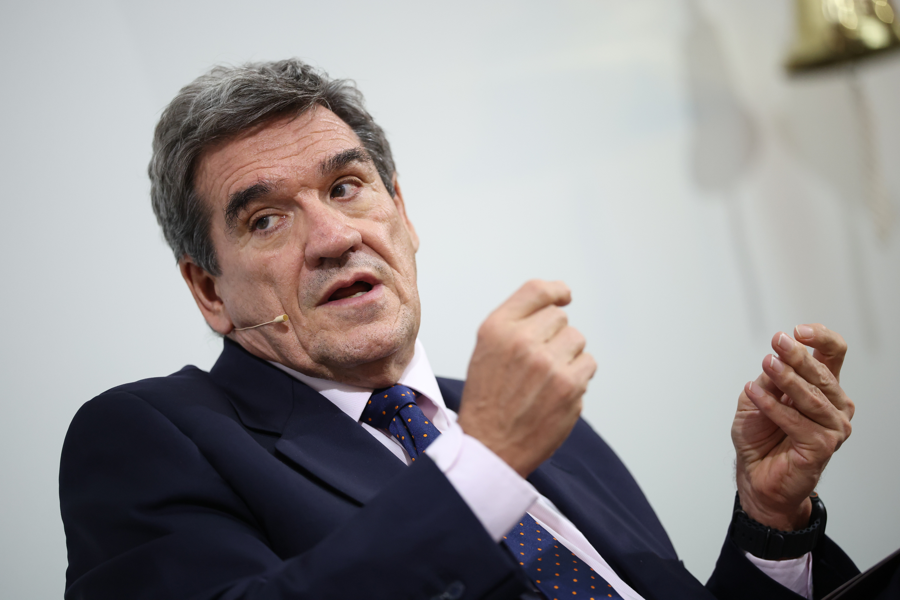 El Banco de España prevé "inflación elevada" hasta 2028 y avisa de "persistencia de restricciones" en la construcción de viviendas
