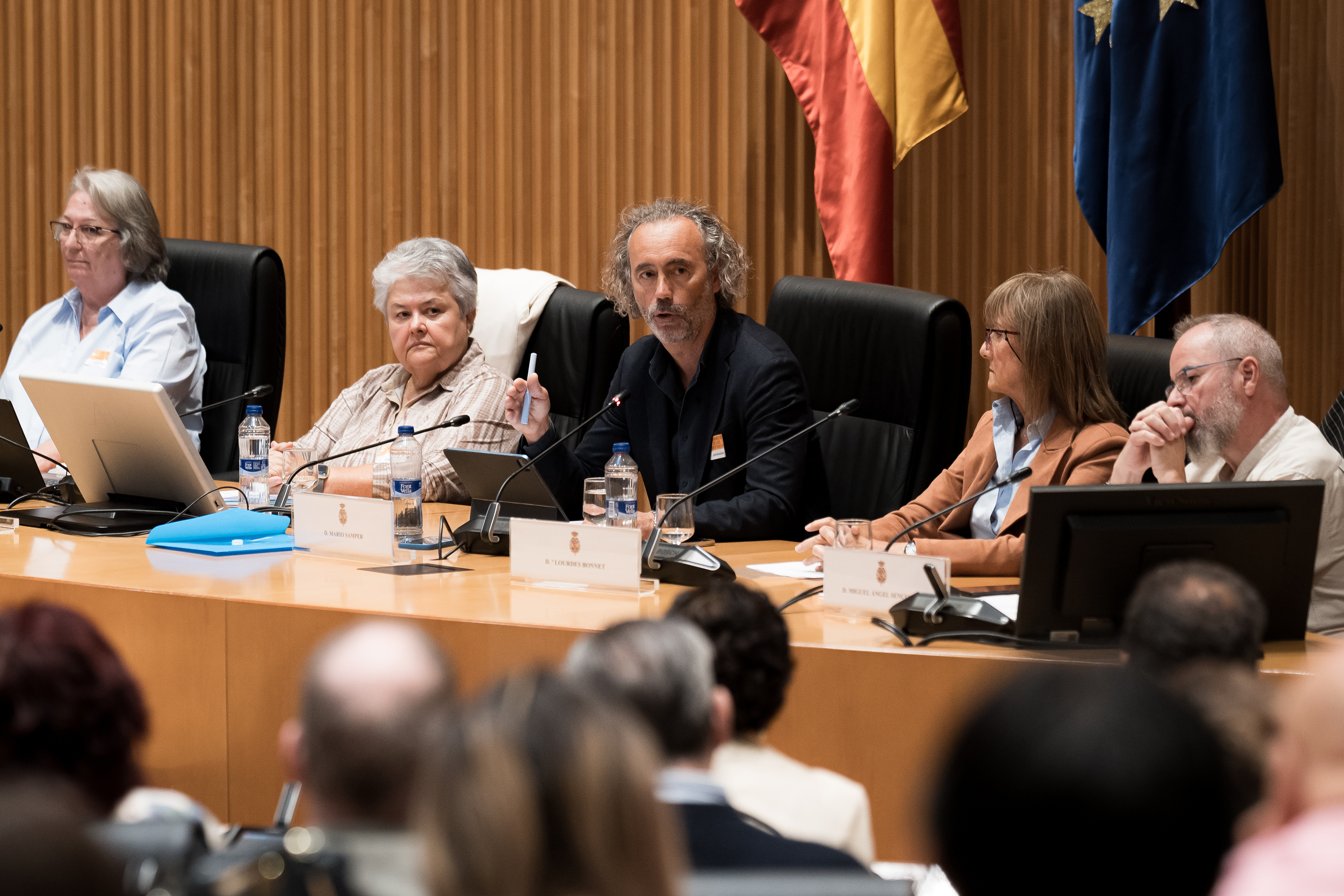 La juez que investiga la tragedia de Adamuz deja en manos de Vox la representación de todas las acusaciones populares, incluida la asociación de víctimas