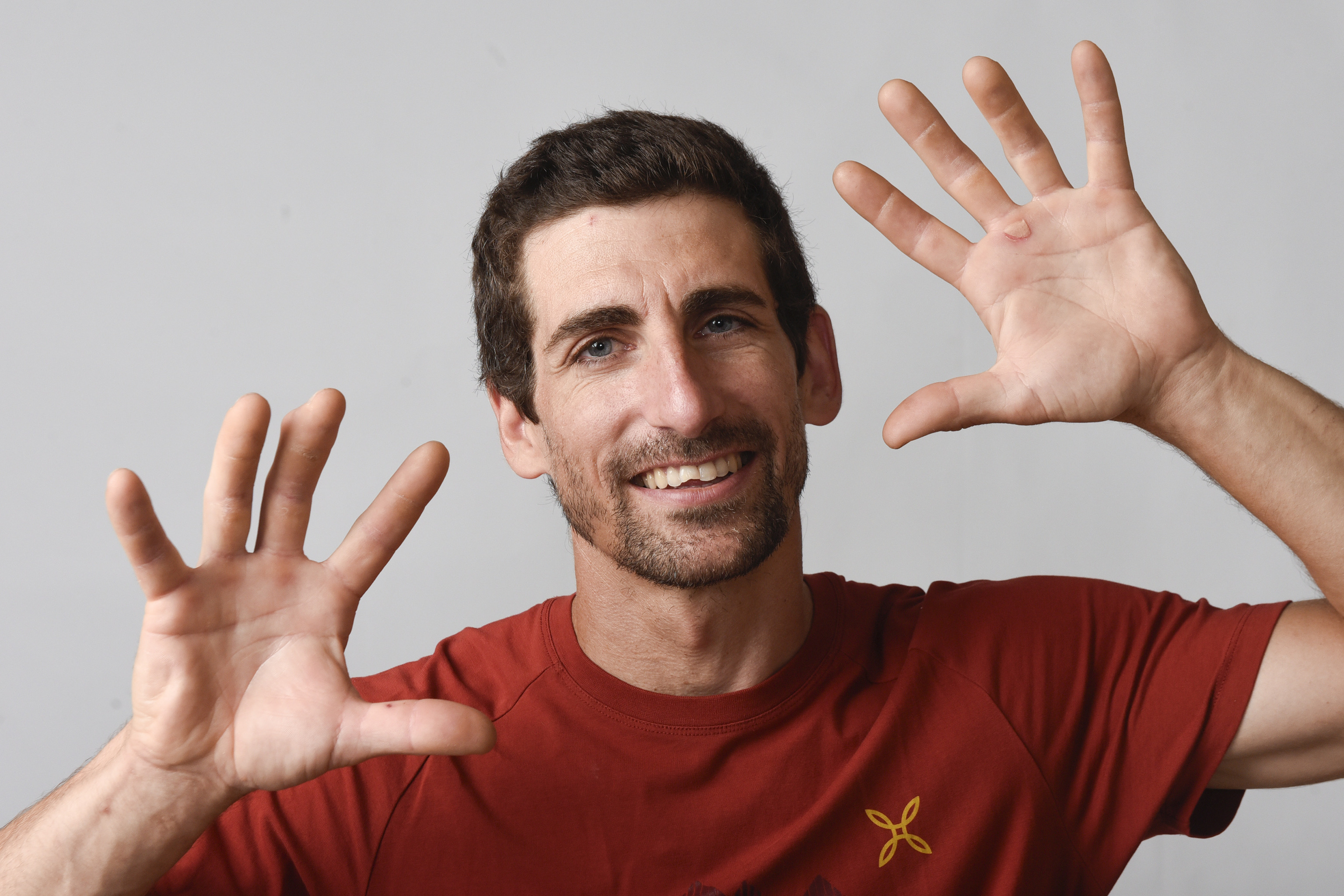 Rubén Sanmartín, de la primera cordada española con un Piolet d'Or: "No voy a la montaña a jugar, salgo de casa pensando en volver"
