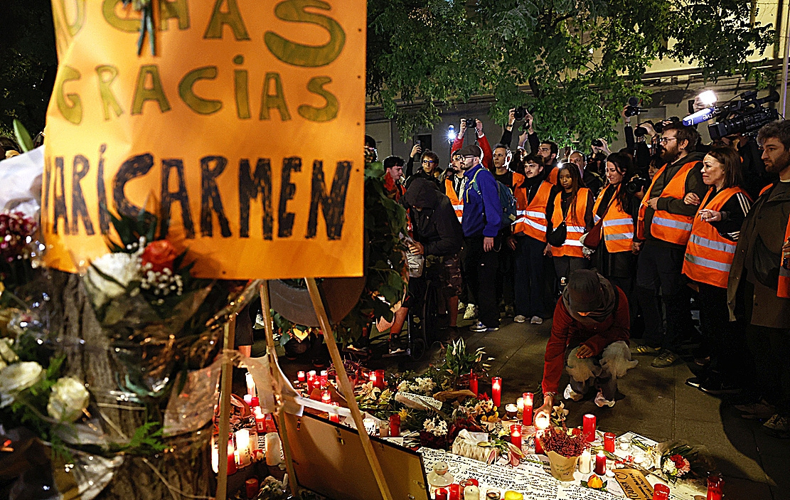 Apoteosis de Maricarmen en altares de campaña