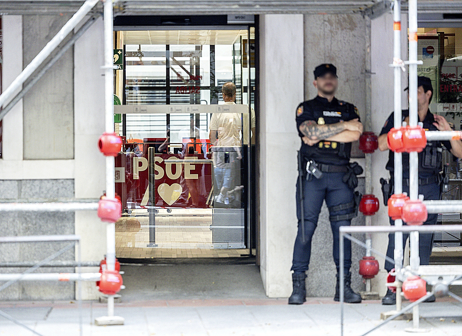 Indicios "de singular importancia": Anticorrupción atribuye al PSOE cohecho y tráfico de influencias