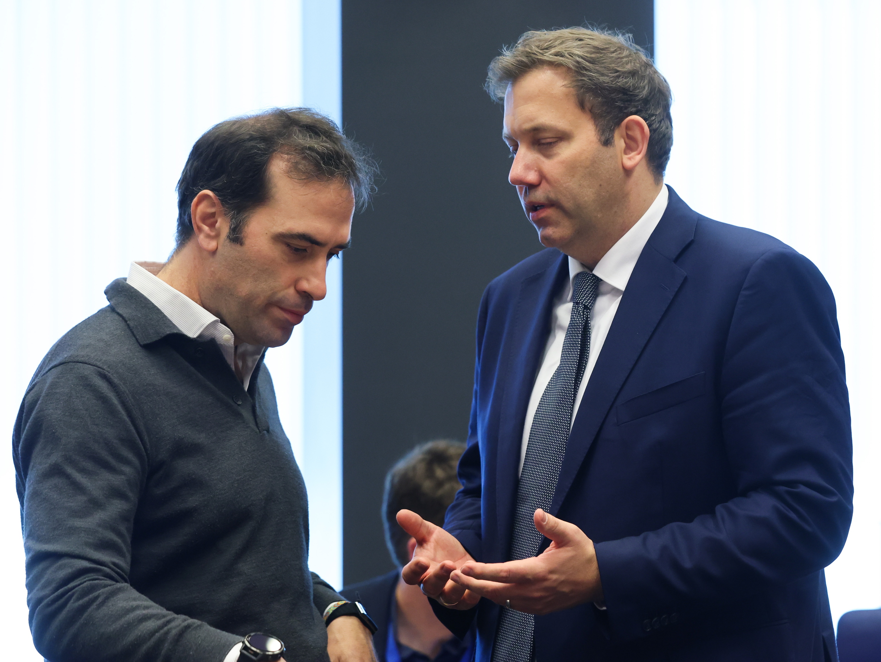 La presidencia irlandesa se acerca a los frugales y se aleja de España al proponer un recorte en el próximo presupuesto de la UE de más de 140.000 millones