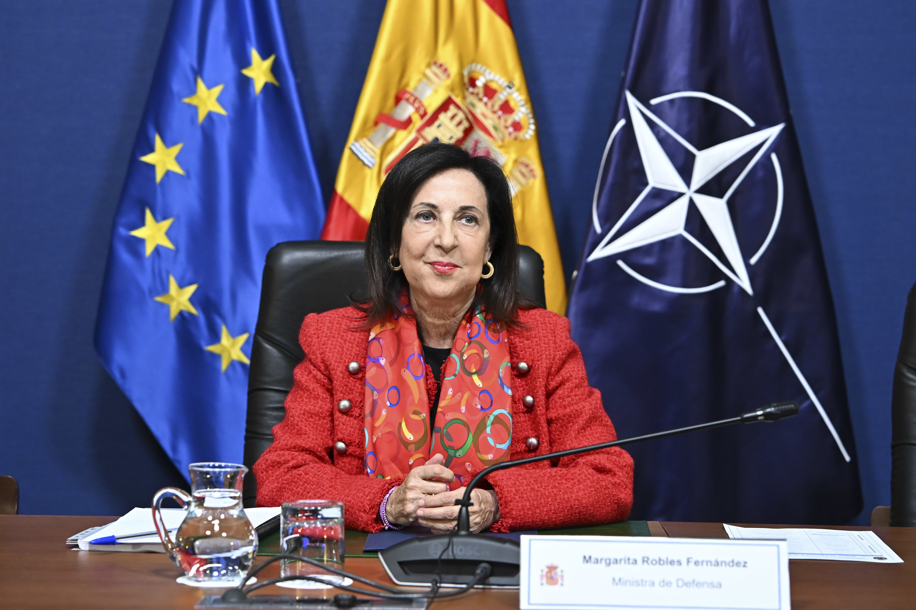 Robles reivindica la labor de los militares en Ceuta frente a las críticas "injustas"