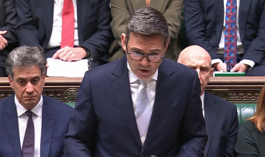 Mantener el 'statu quo' con la UE "no es suficiente", dice el primer ministro británico, Andy Burnham
