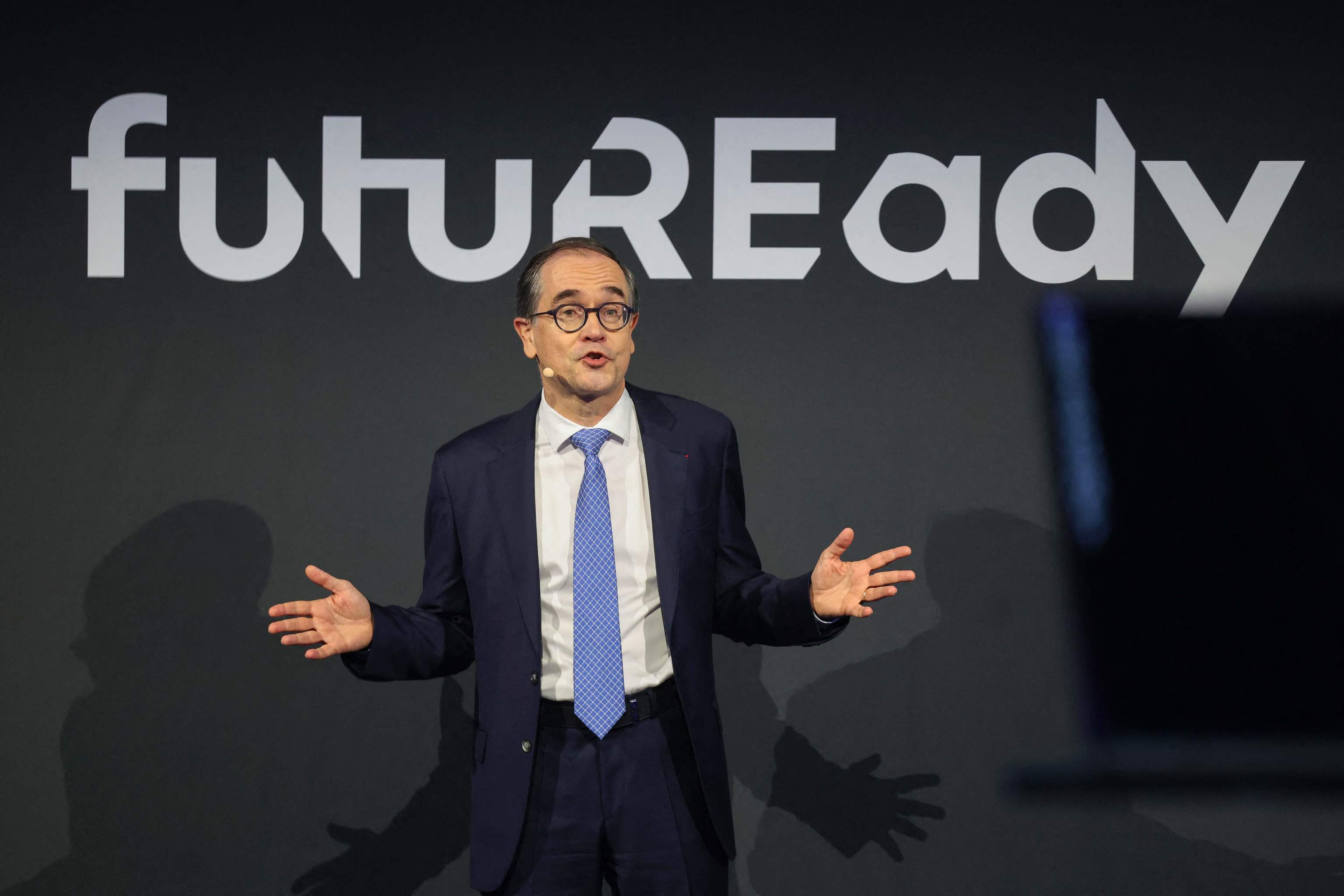 Provost (Renault): "Las ayudas públicas a los coches híbridos enchufables chinos perjudican a nuestra fábrica de Valladolid"