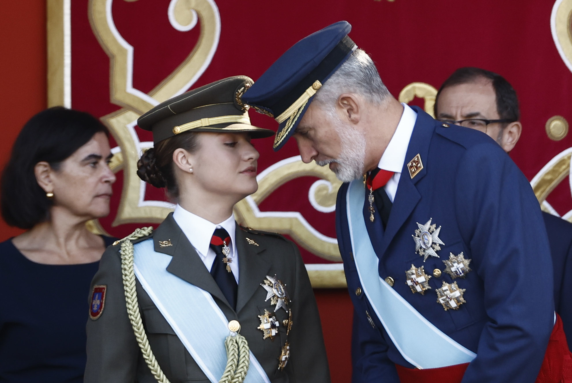El desfile del 12 de octubre arrasa en televisión: La 1 se dispara al 44,2% y logra su mejor dato en tres años