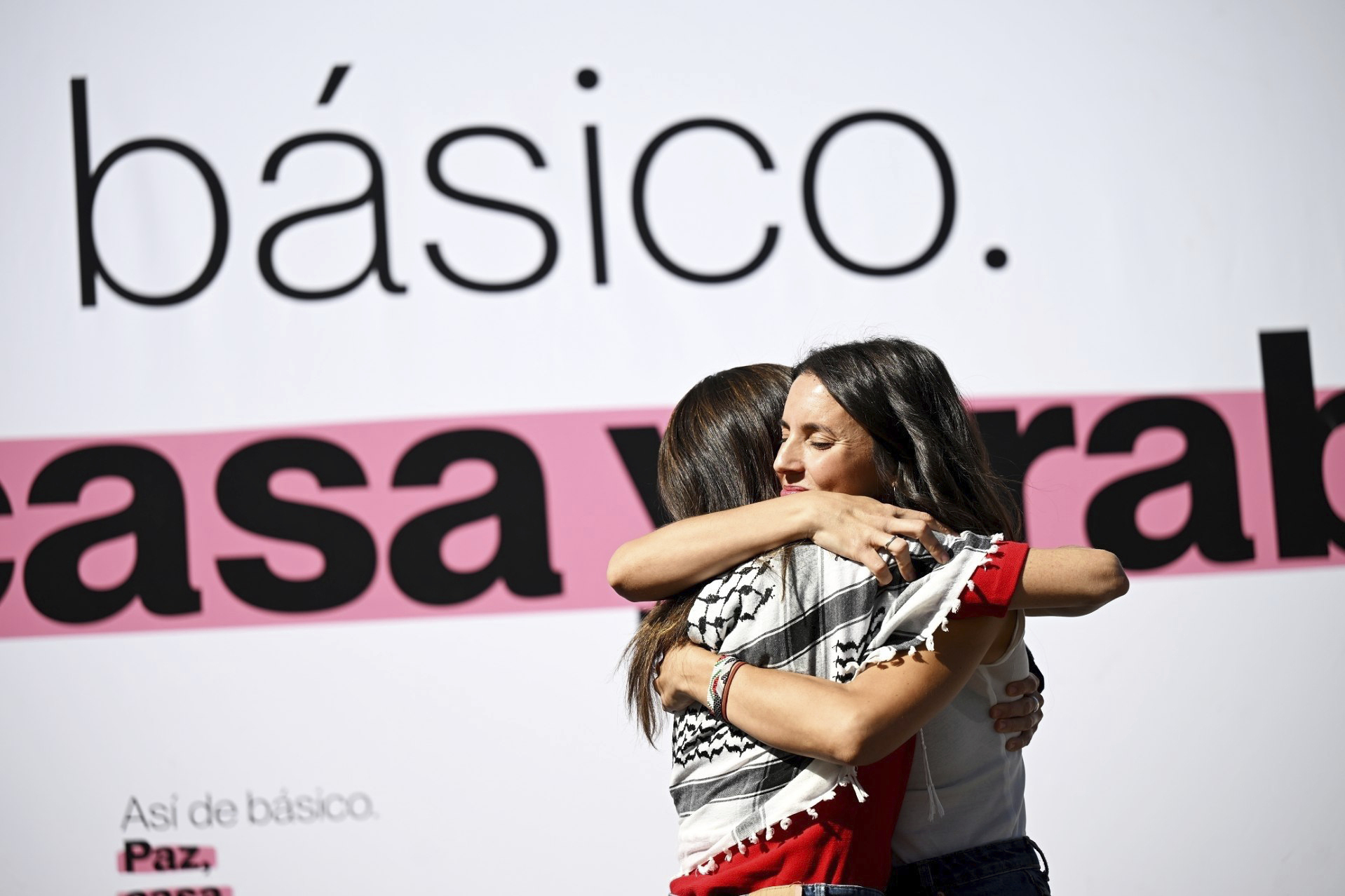 Podemos ignora a Colau y se enroca en situar a Irene Montero como candidata de todos: "Ella y Rufián son el equipo titular"
