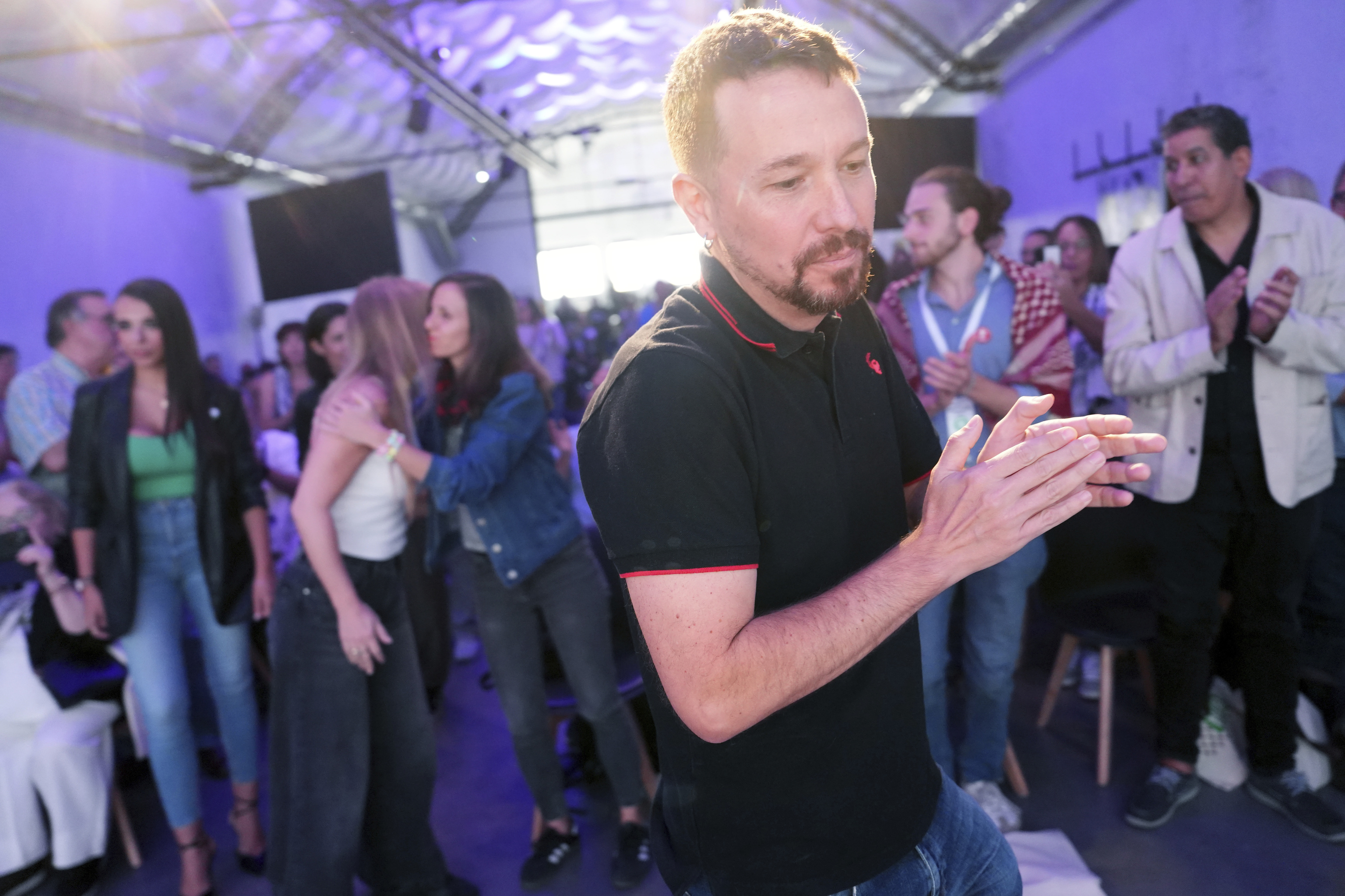 Pablo Iglesias alienta la tesis de candidaturas de Podemos y Frente Amplio enfrentadas en Madrid y Barcelona pero pactos de unidad en otras provincias