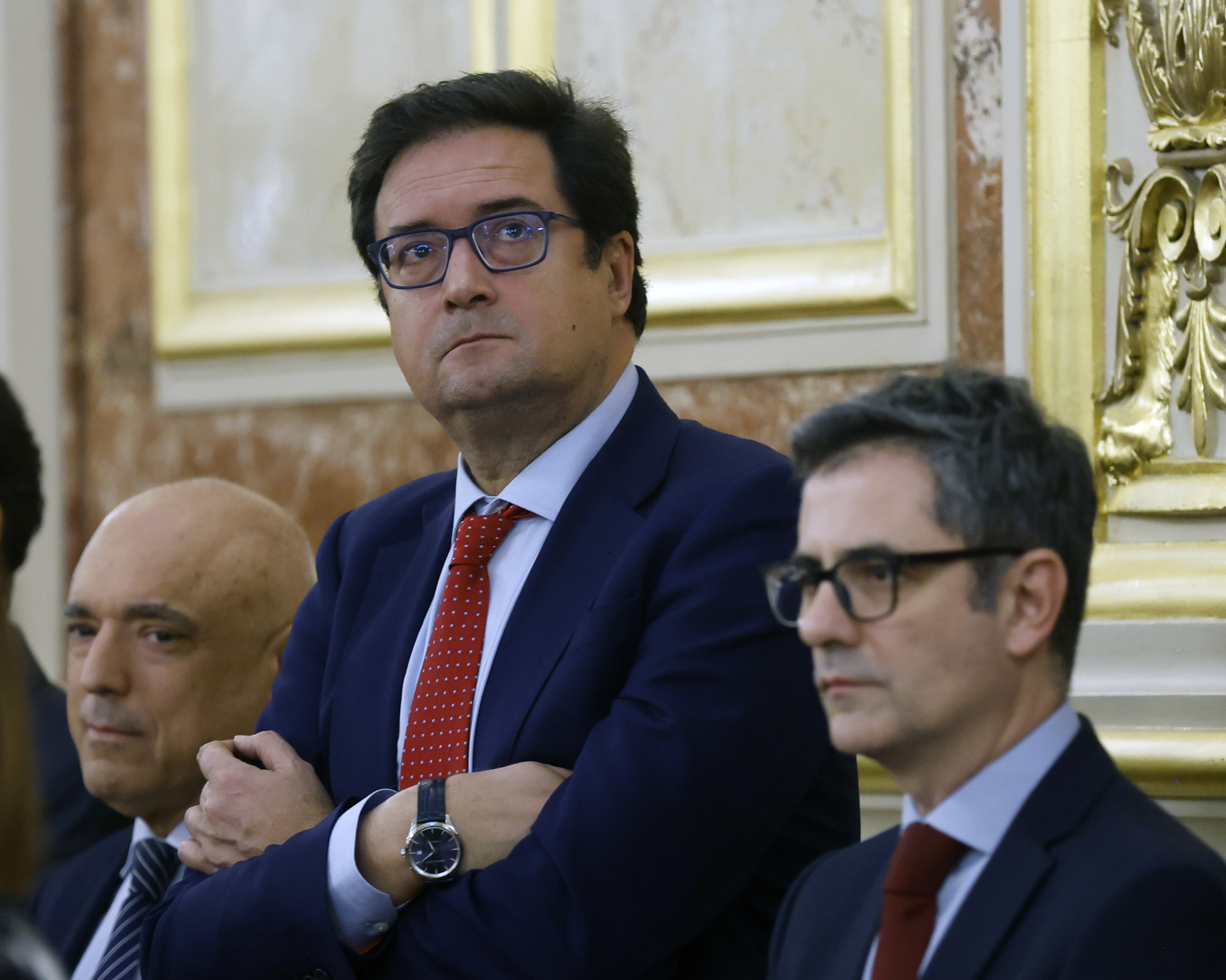 El Gobierno acelera y lanza de forma urgente el decreto para 'salvar' a RTVE del agujero del IVA sin pasar por el Congreso
