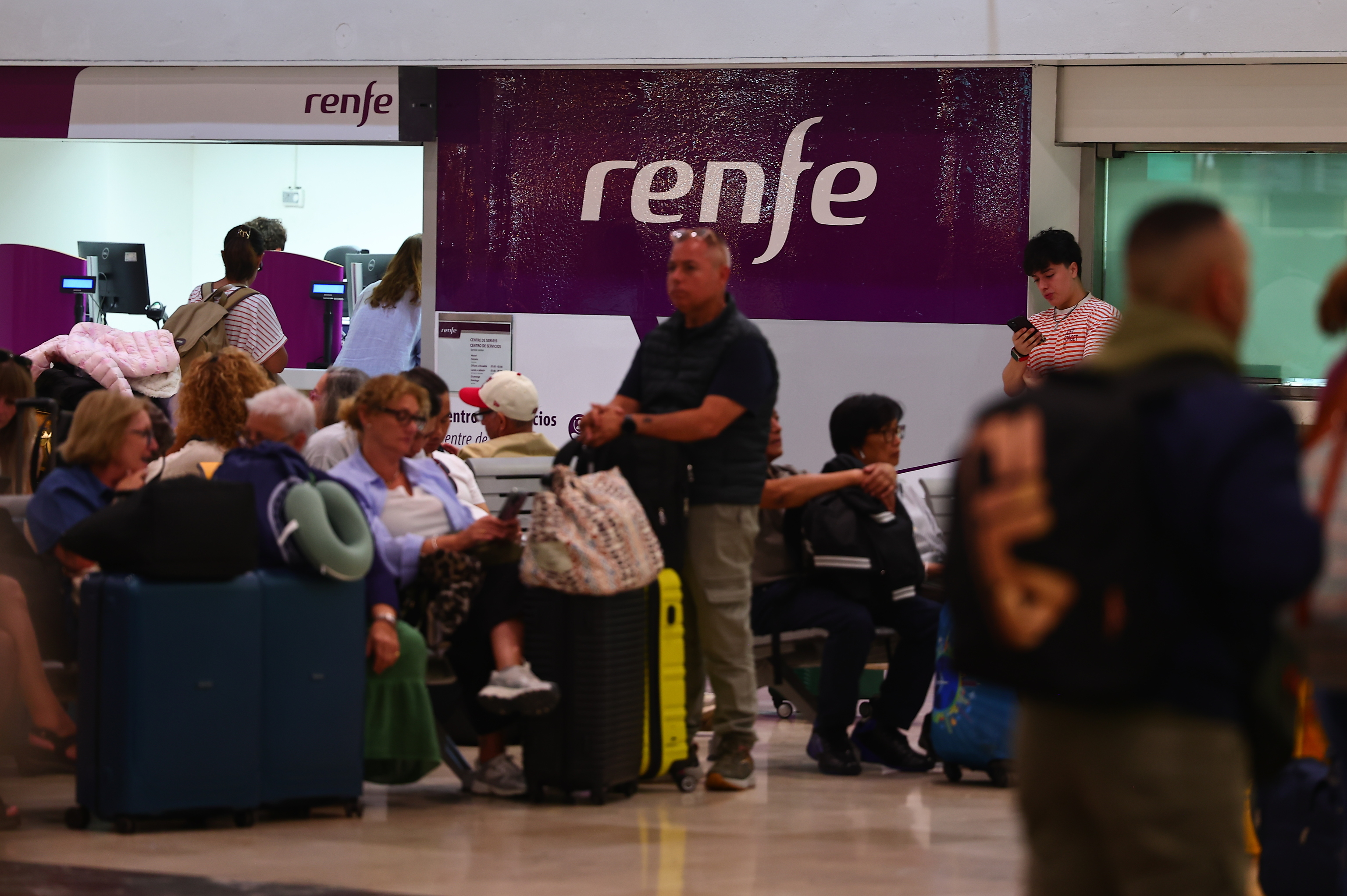 El AVE entre Barcelona y Madrid no recuperará parte de su 'normalidad' hasta la próxima semana