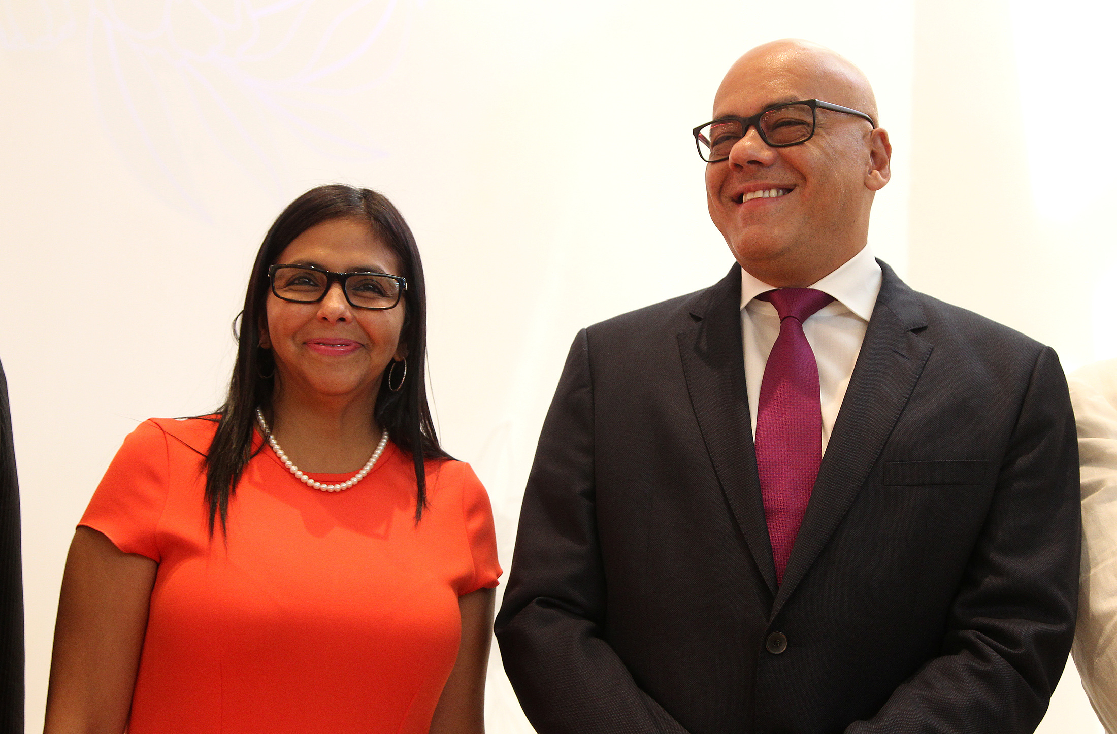 EEUU retira las sanciones al hermano de Delcy Rodríguez en vísperas de la tercera ronda de negociaciones en Caracas