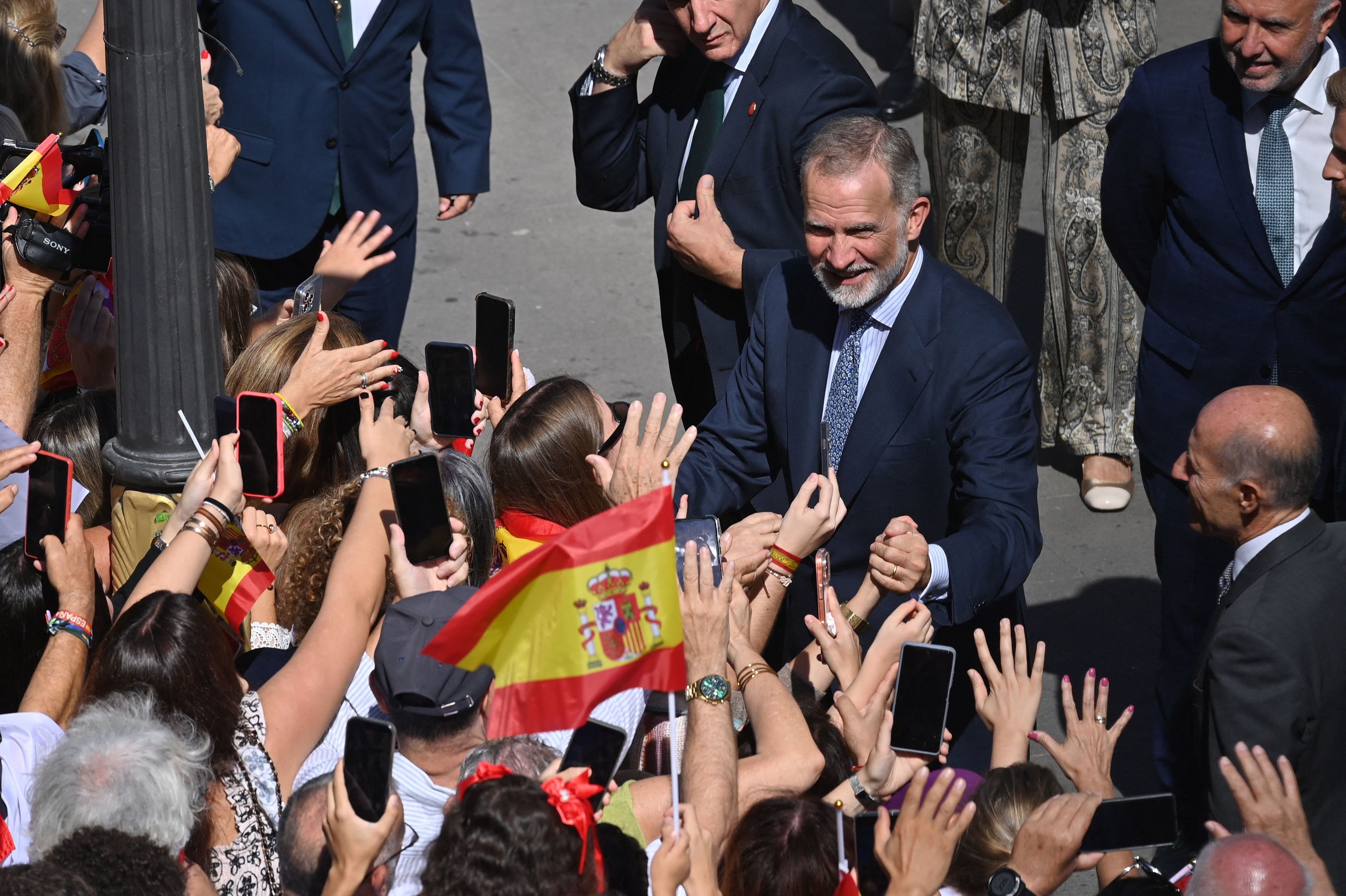 El Rey sobrevive al sanchismo