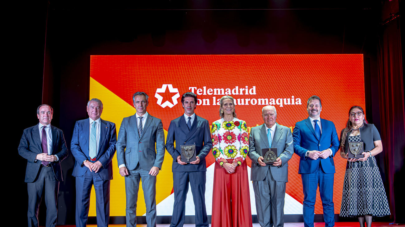 Telemadrid anuncia el lanzamiento de una plataforma taurina en sus premios a Talavante y Victoriano del Río