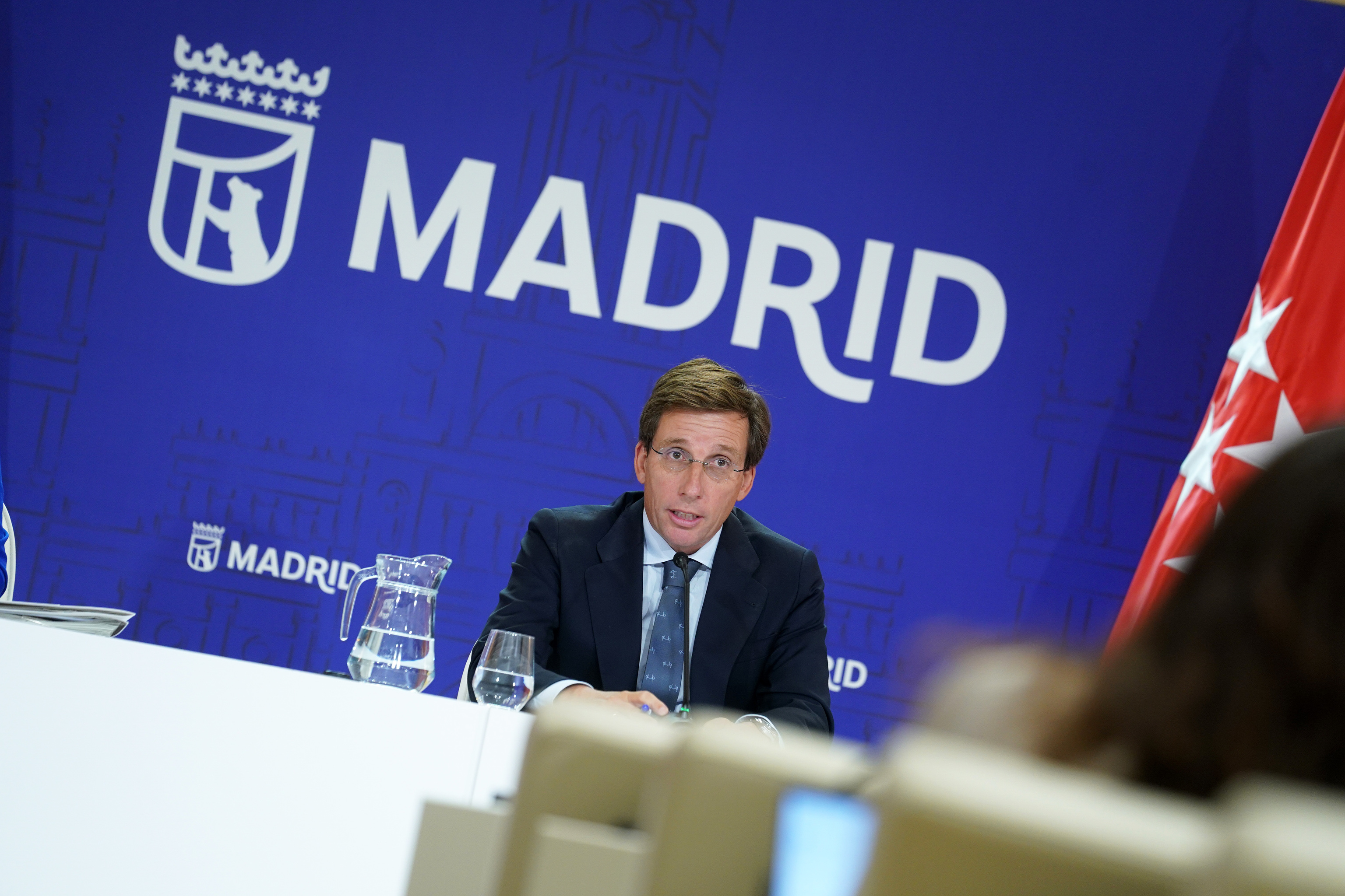 Almeida anuncia la bajada del IBI al mínimo legal del 0,4% por primera vez en la historia: "Es el acuerdo más importante de los últimos siete años"