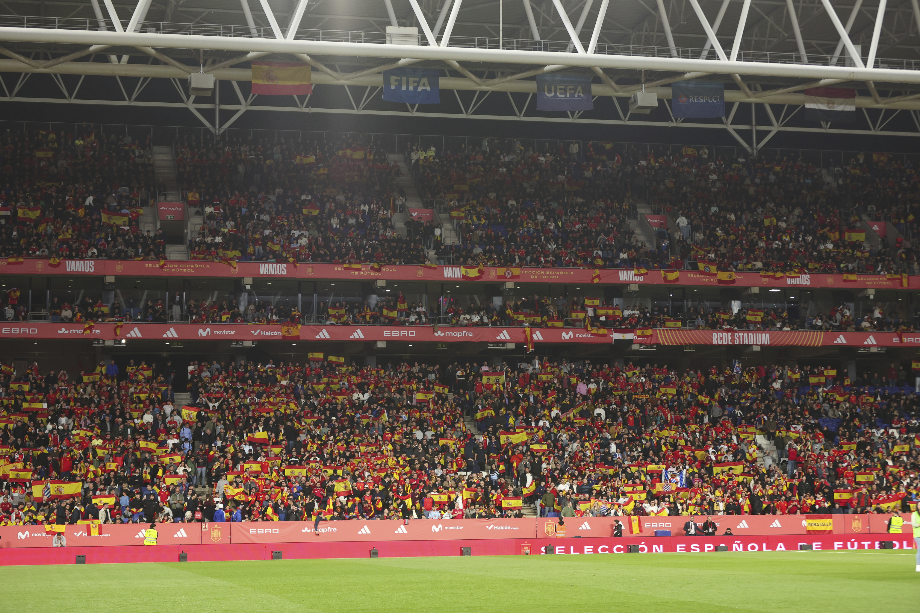 La FIFA sanciona a España por cánticos racistas contra Egipto