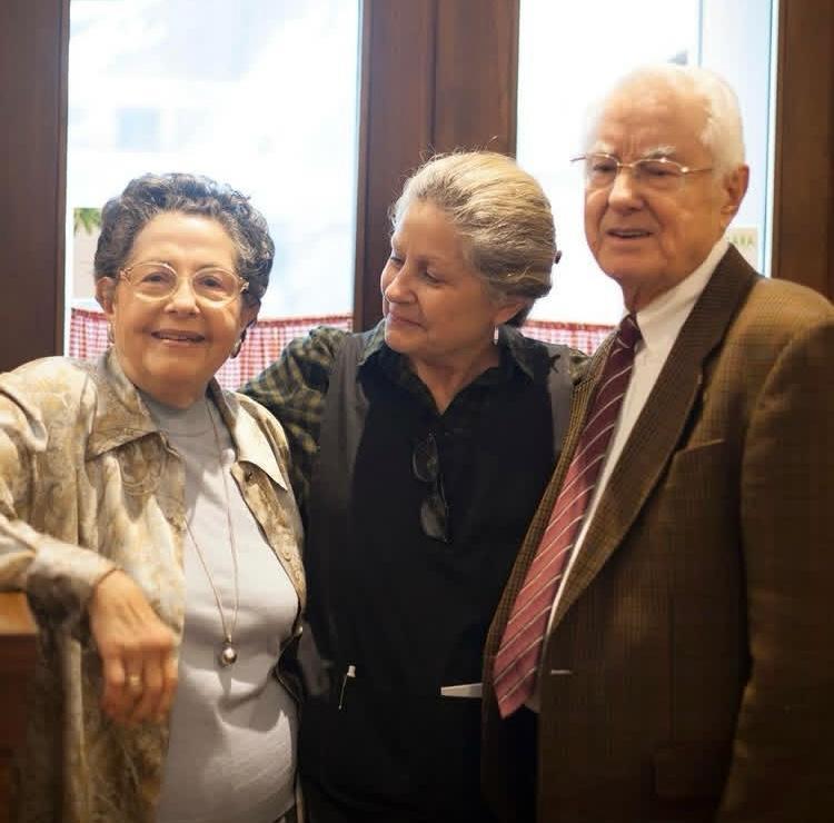 Cierra Zara, el restaurante cubano más castizo de Madrid: "Cuando llegó Fidel Castro, pensábamos que seríamos gobernados por demócratas, pero el sueño duró apenas unos meses"