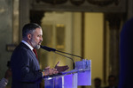 Abascal asegura que actuará "con altura de miras" tras el acuerdo de la izquierda para concurrir en coalición al Senado
