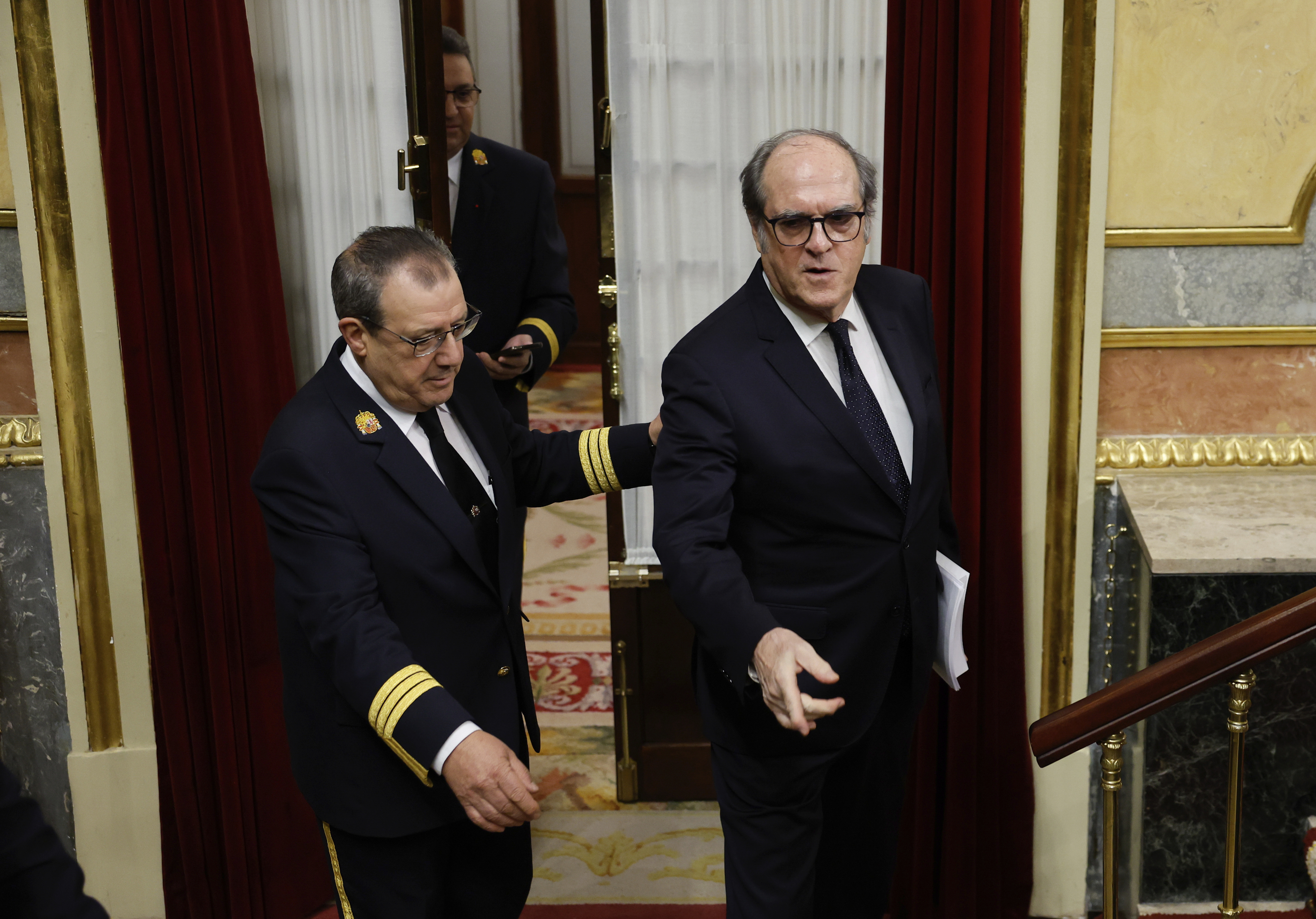 El recurso del Defensor del Pueblo: "La condición de votante no la puede perder ningún español mientras lo sea"