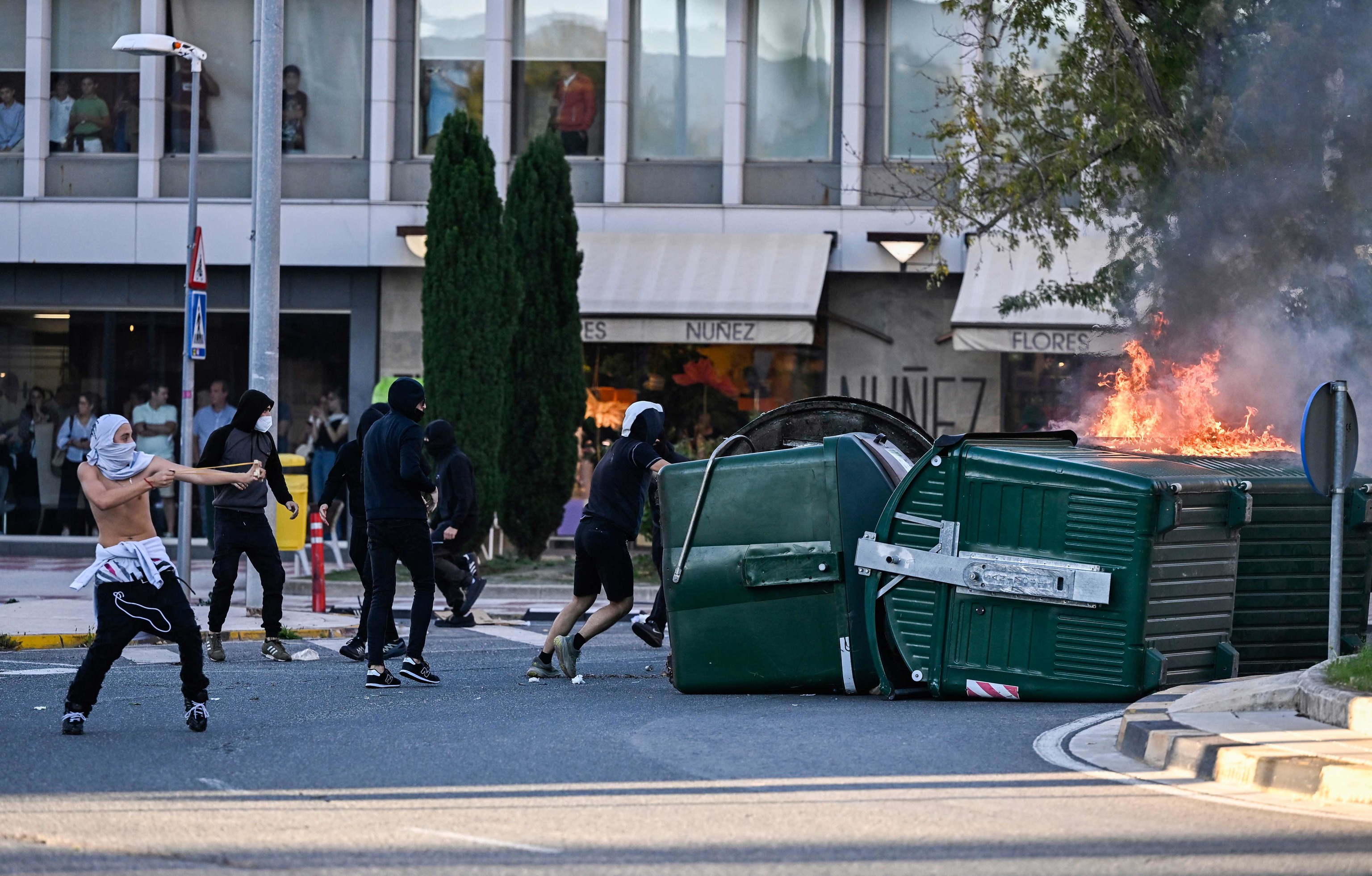 La Ertzaintza no compartió con Policía y Guardia Civil el hallazgo de datos de sus agentes en la agenda de dos radicales vascos y un disidente del IRA