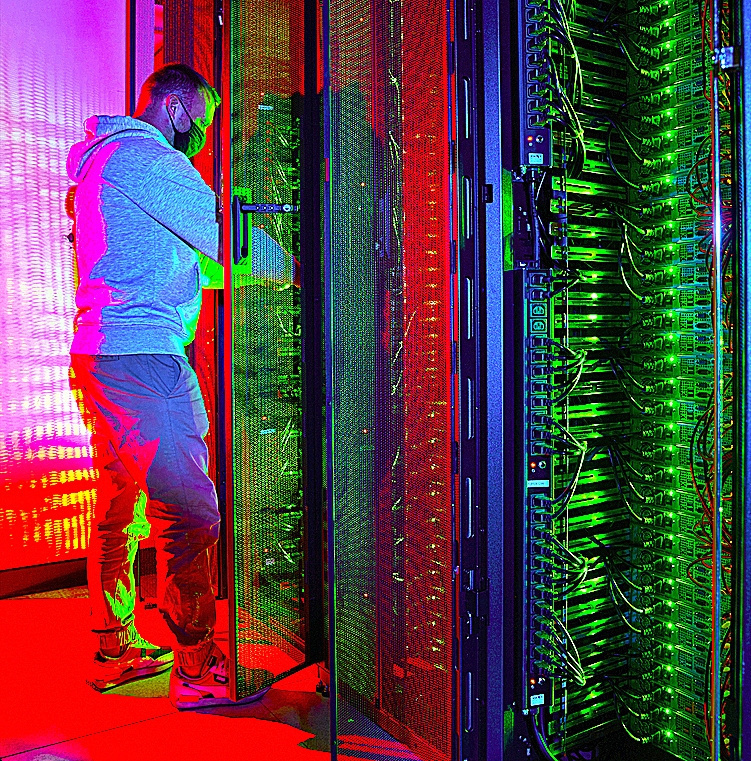 Google suspende una inversión milmillonaria en centros de datos en España a la espera del decreto del Gobierno