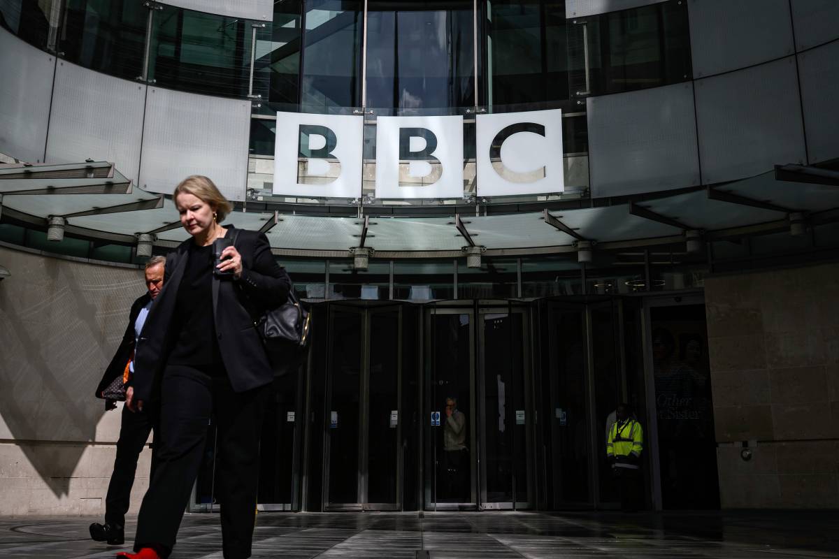 La BBC cierra dos canales de televisión y uno de radio mientras intenta  adaptarse a la economía digital