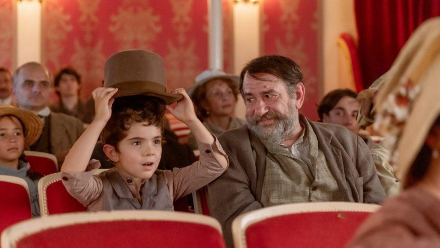 Arriba Tutto: Mota y el desopilante trastorno del disloque (***)