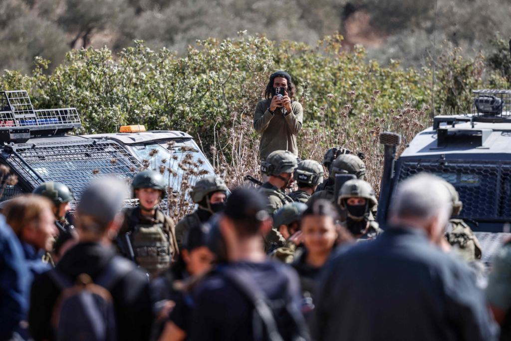 Israel detiene y luego libera a un político demócrata de EEUU que ayudaba a agricultores palestinos en Cisjordania