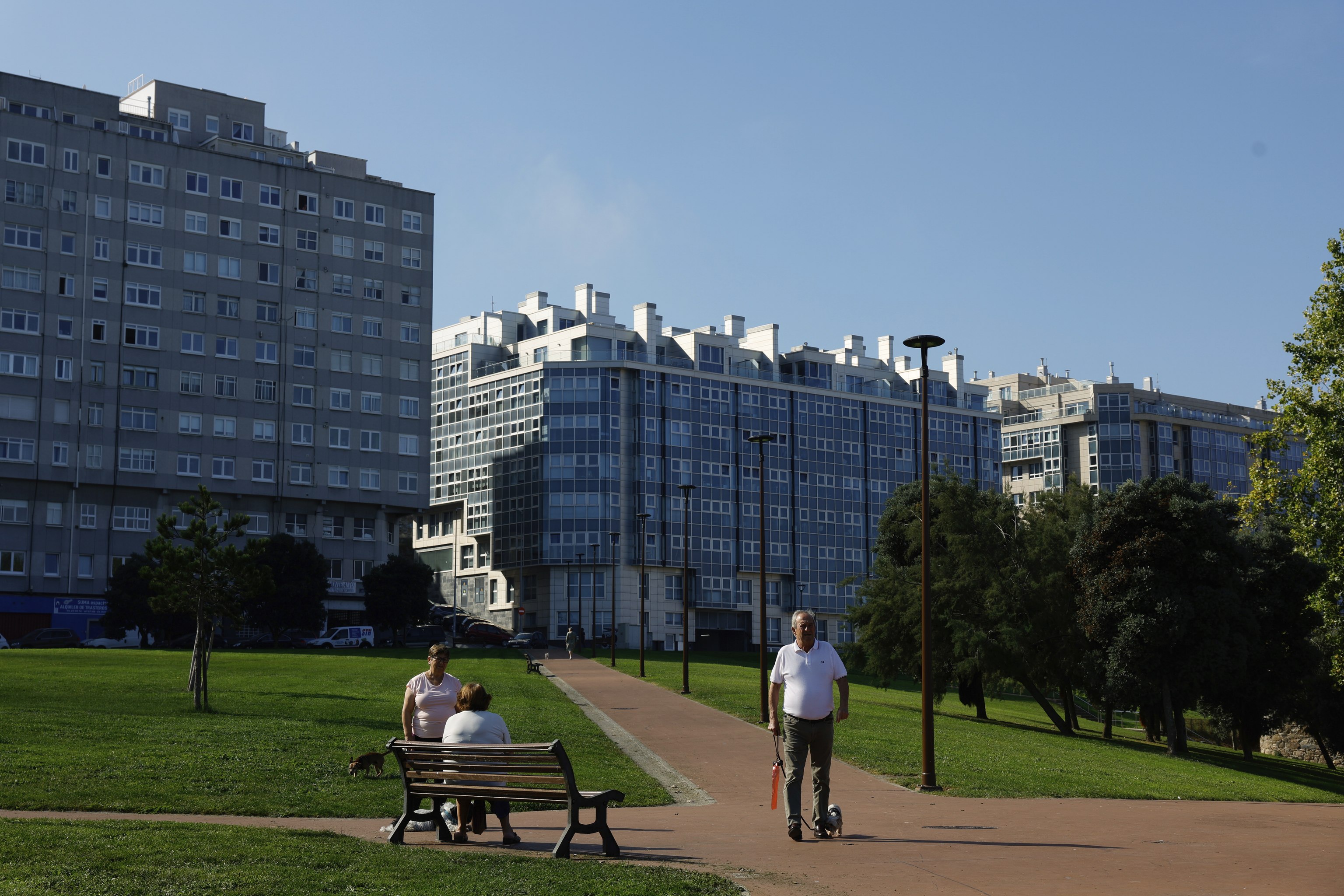 La España de las desigualdades: la vivienda cuesta hasta 17 veces más según el municipio y la renta varía hasta 6,5 entre barrios