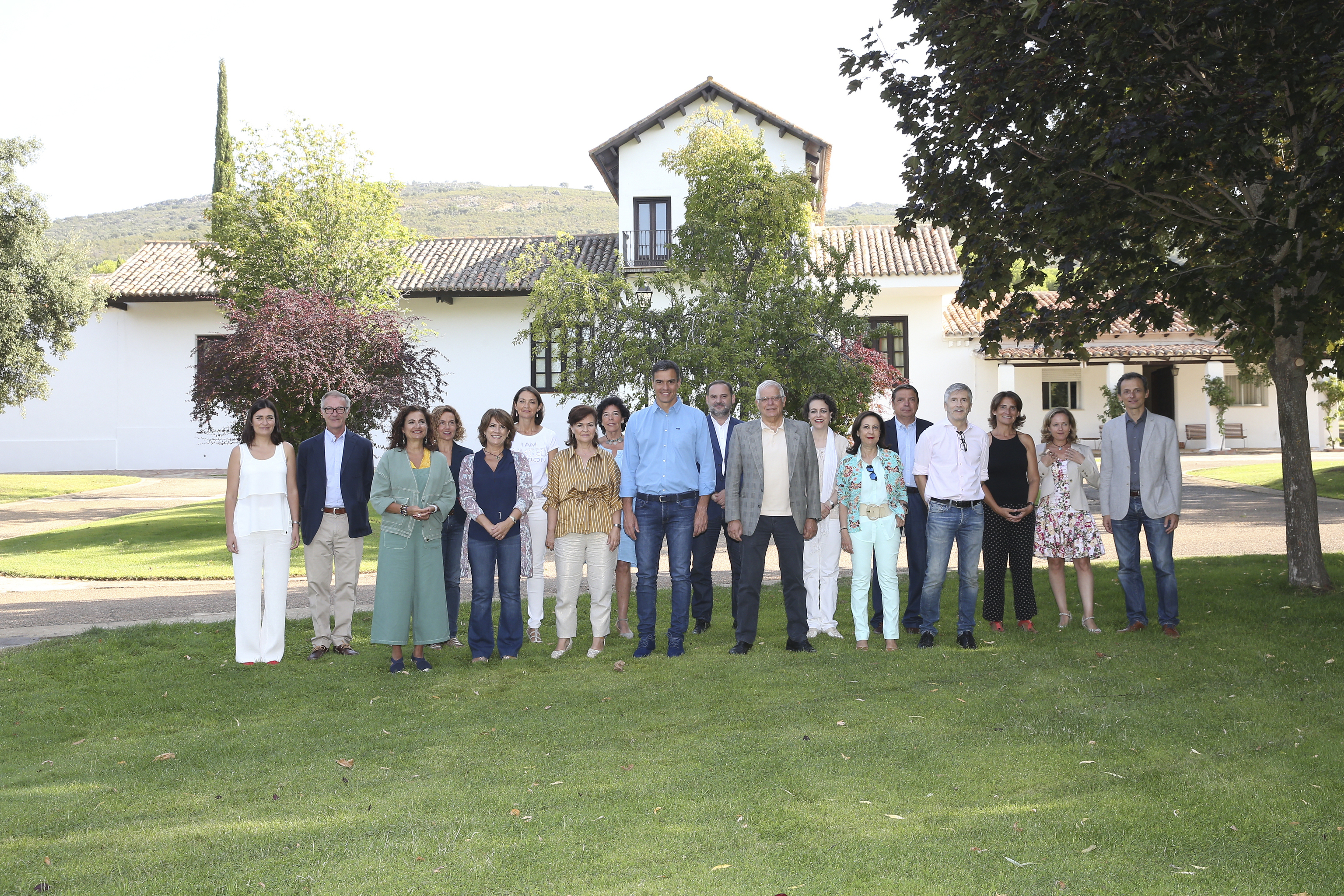 Así es Quintos de Mora, el refugio de 6.000 hectáreas de los presidentes del Gobierno en Toledo: donde Pedro Sánchez reúne a sus ministros y que Bush visitó en 2001