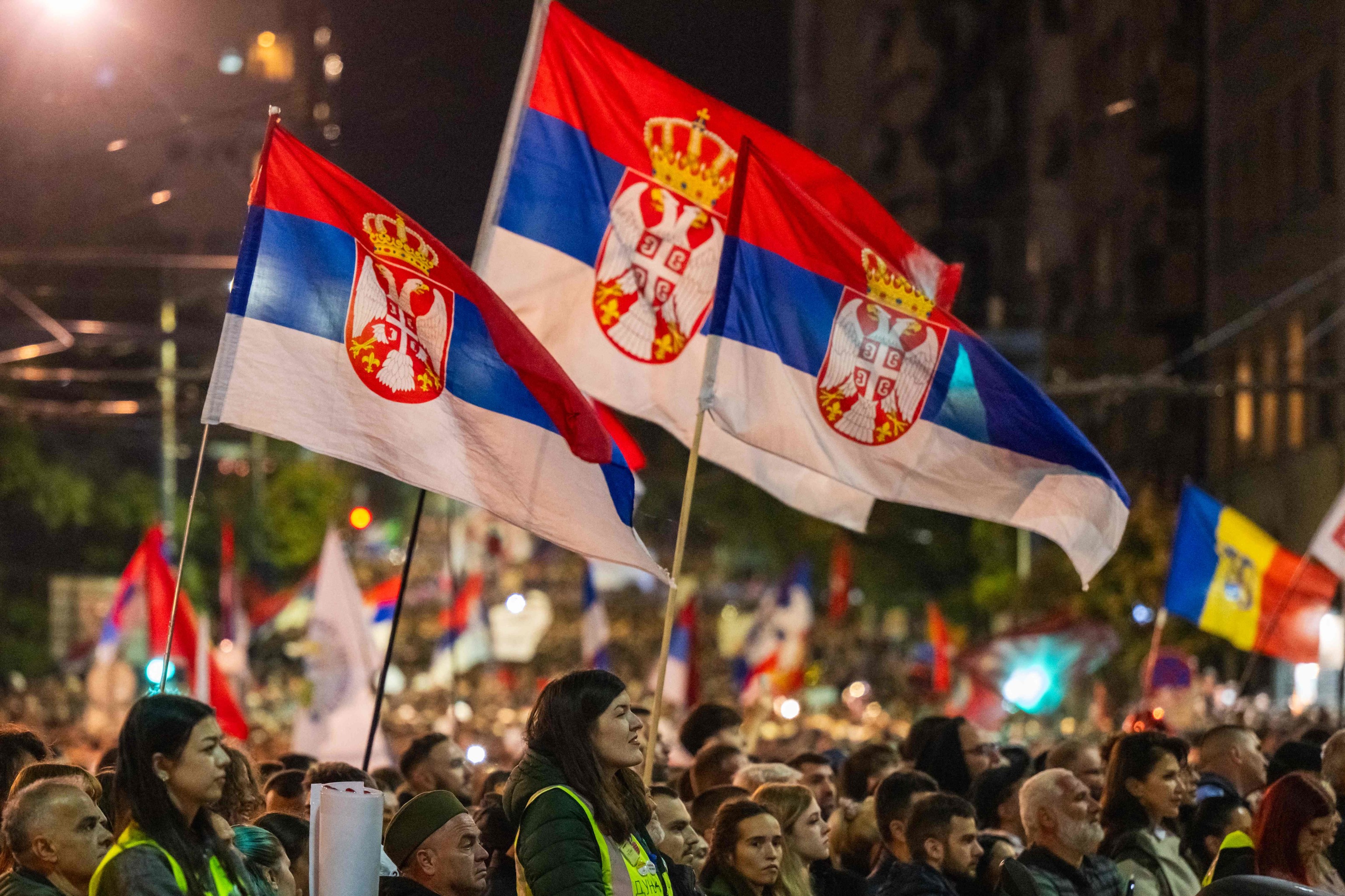 Serbia se debate hoy entre el continuismo de Vucic y la marea del cambio estudiantil: "Hay una gran movilización social"