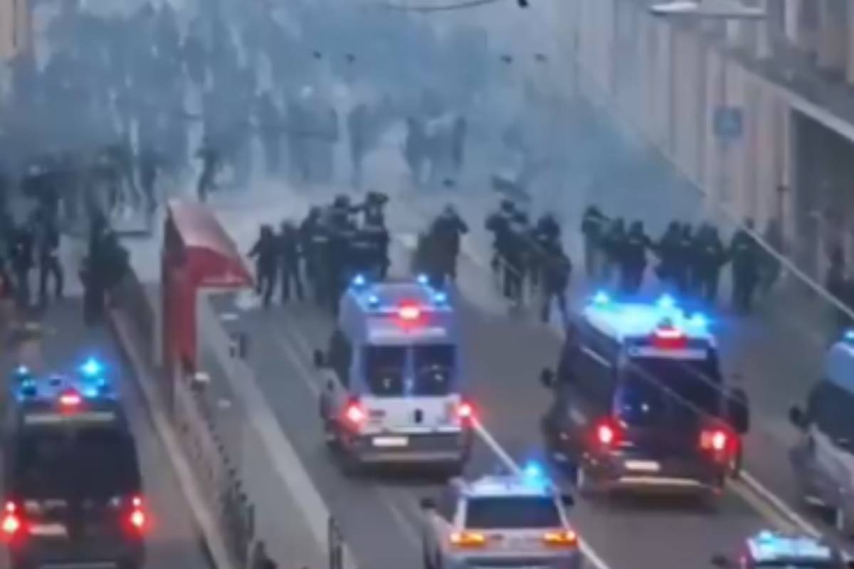 Enfrentamientos entre la policía y los manifestantes en Roma y Bolonia