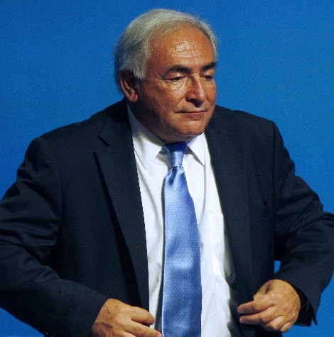 El director del FMI, Strauss-Kahn, en una reunión en China. | Reuters