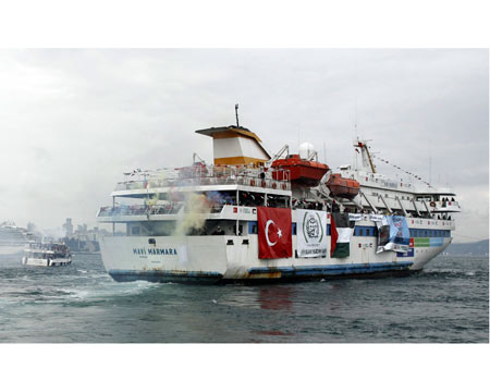 Uno de los barcos saliendo de Turqu¿a (Reuters)
