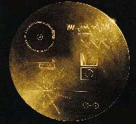 Disco con saludos en 55 idiomas que transporta la 'Voyager'. (NASA)