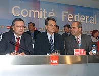 De izquierda a derecha, Jos Blanco, Jos Luis Rodrguez Zapatero y Manuel Chaves. (EFE)