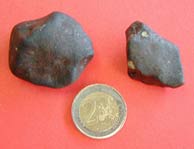 El meteorito, de tamaña similar al de una moneda. (EFE)