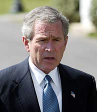 George W. Bush expresa su pesar y apoyo a España por los atentados de Madrid. (AP)
