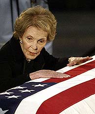 La viuda de Reagan, Nancy. (REUTERS)