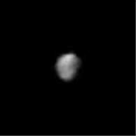 Imagen de Phoebe tomada por la Voyager 2.