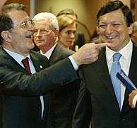 Prodi y su sucesor, tras la reunin de hoy. (Reuters)