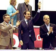 Zapatero, junto a Chaves y Blanco en la inauguracin del Congreso. (EFE)