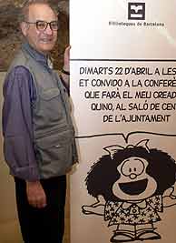 El dibujante argentino Quino, creador de Mafalda, presentando una inciativa de librería virtual. (EFE)