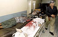 Tres de los fallecidos en el hospital de Karachi. (AFP)