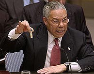 Colin Powell exhibi una muestra de ntrax falsa en la ONU cuando EEUU trat de justificar el futuro ataque a Irak. Vea ms fotos de aquel da clave.