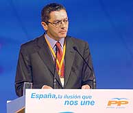 Alberto Ruiz-Gallardón en el congreso. (EFE) Ver más fotos